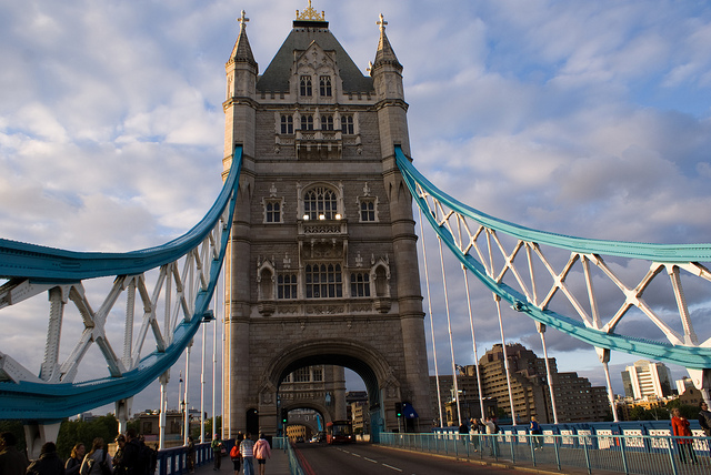 London's Tower Bridge (Credit: David, CC BY NC ND 2.0)
