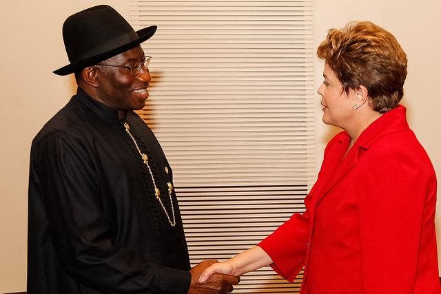 Left: Nigerian President Goodluck Jonathan (Credit: Blog do Planalto, CC BY ND 2.0)