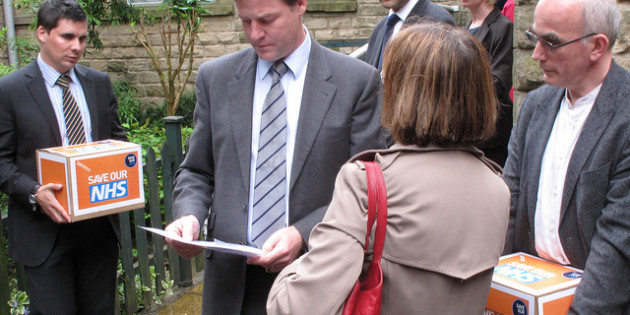 Cabinet participation erodes the distinctiveness of junior coalition partners’ ‘brand’