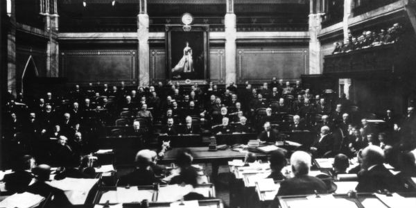 canadian parliament 1900