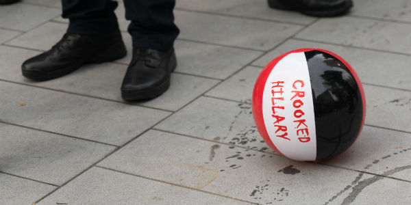 crooked hillary balloon